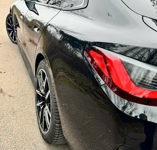 Черный БМВ i4, объемом двигателя 0 л и пробегом 92 тыс. км за 39000 $, фото 4 на Automoto.ua