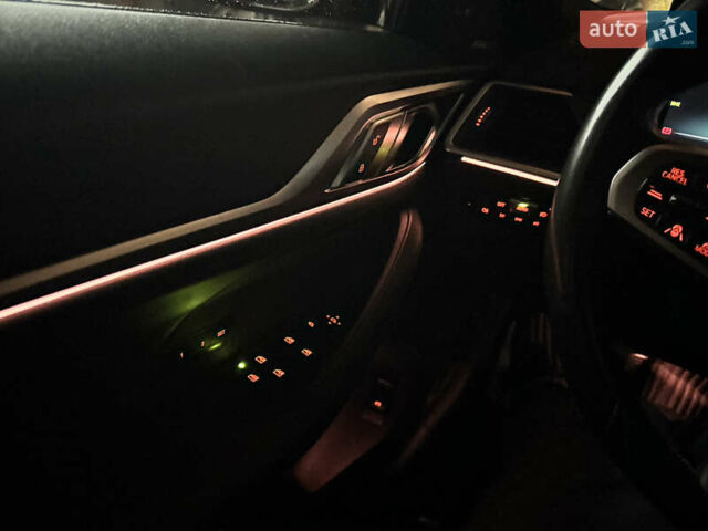 Черный БМВ i4, объемом двигателя 0 л и пробегом 92 тыс. км за 39000 $, фото 35 на Automoto.ua