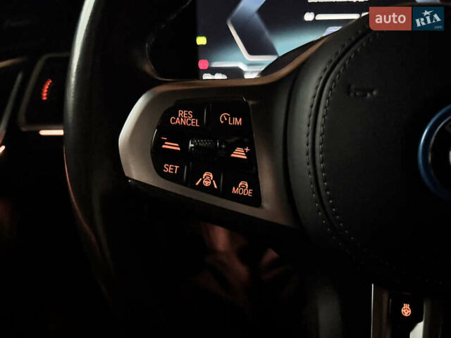 Черный БМВ i4, объемом двигателя 0 л и пробегом 92 тыс. км за 39000 $, фото 34 на Automoto.ua