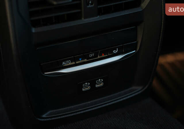 Черный БМВ i4, объемом двигателя 0 л и пробегом 68 тыс. км за 45000 $, фото 20 на Automoto.ua