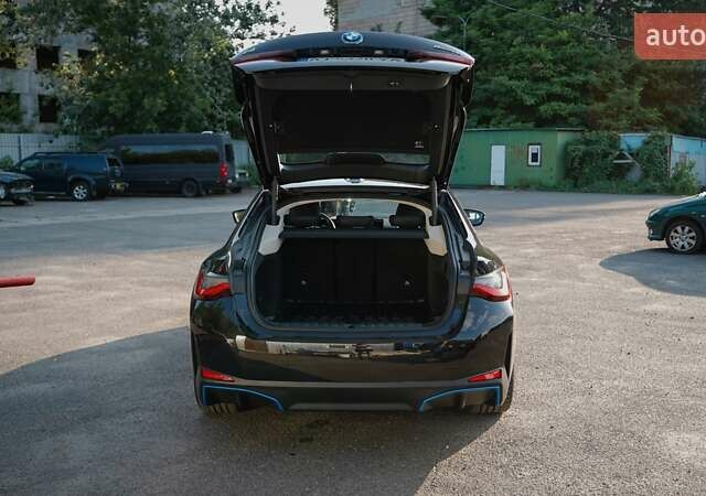 Черный БМВ i4, объемом двигателя 0 л и пробегом 68 тыс. км за 45000 $, фото 5 на Automoto.ua