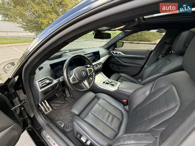 Черный БМВ i4, объемом двигателя 0 л и пробегом 31 тыс. км за 39900 $, фото 28 на Automoto.ua