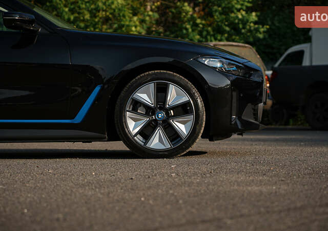 Черный БМВ i4, объемом двигателя 0 л и пробегом 68 тыс. км за 45000 $, фото 2 на Automoto.ua