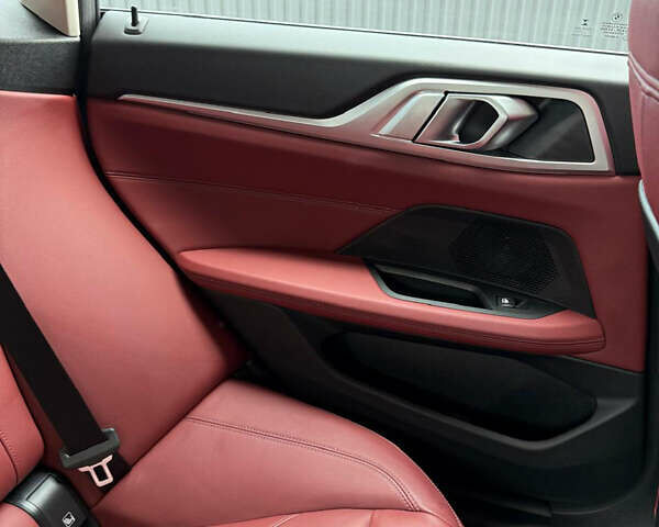 Черный БМВ i4, объемом двигателя 0 л и пробегом 15 тыс. км за 36000 $, фото 13 на Automoto.ua