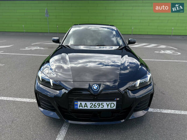 Черный БМВ i4, объемом двигателя 0 л и пробегом 31 тыс. км за 39900 $, фото 7 на Automoto.ua