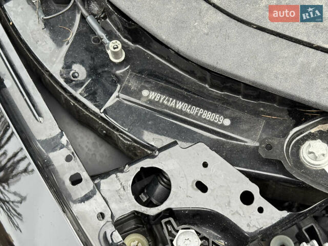 Черный БМВ i4, объемом двигателя 0 л и пробегом 65 тыс. км за 21900 $, фото 31 на Automoto.ua