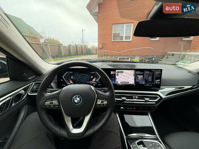 Черный БМВ i4, объемом двигателя 0 л и пробегом 65 тыс. км за 21900 $, фото 44 на Automoto.ua