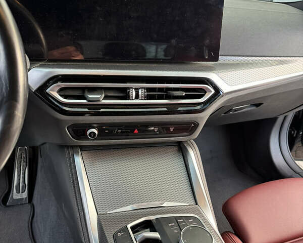 Черный БМВ i4, объемом двигателя 0 л и пробегом 40 тыс. км за 44800 $, фото 30 на Automoto.ua