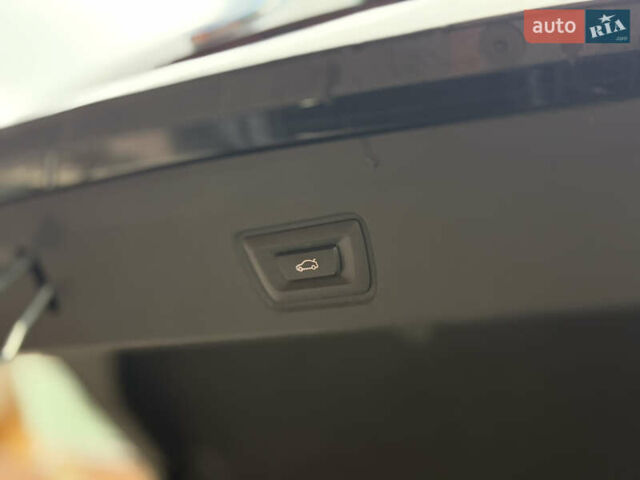 Черный БМВ i4, объемом двигателя 0 л и пробегом 65 тыс. км за 21900 $, фото 83 на Automoto.ua