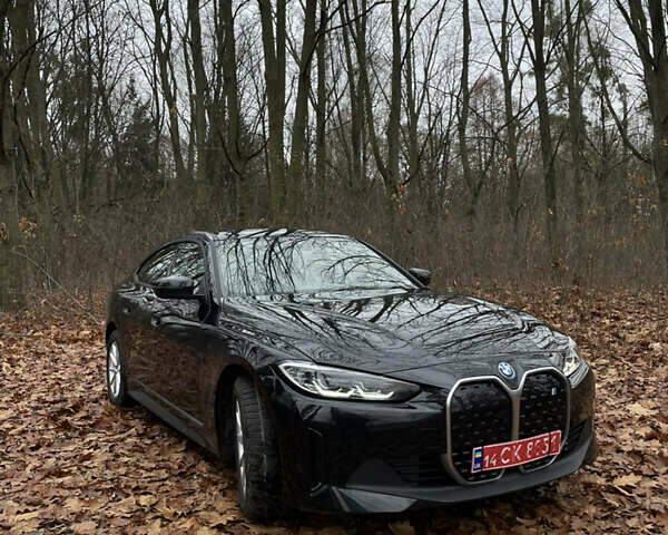 Чорний БМВ i4, об'ємом двигуна 0 л та пробігом 70 тис. км за 34990 $, фото 1 на Automoto.ua