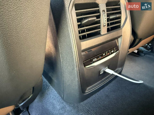 Чорний БМВ i4, об'ємом двигуна 0 л та пробігом 67 тис. км за 50000 $, фото 33 на Automoto.ua