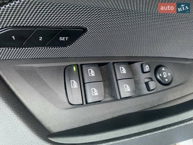 Чорний БМВ i4, об'ємом двигуна 0 л та пробігом 4 тис. км за 38500 $, фото 56 на Automoto.ua