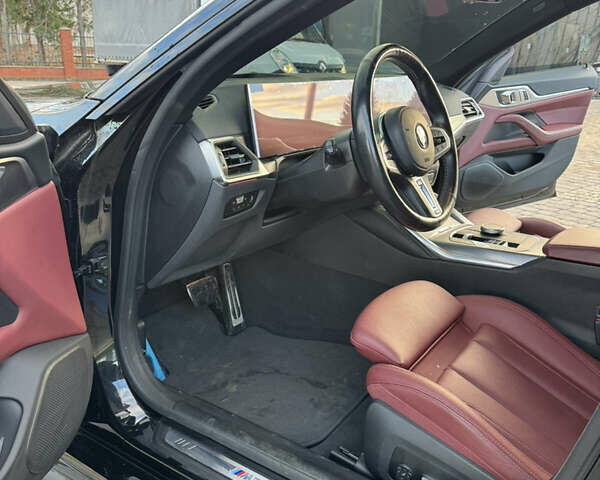 Черный БМВ i4, объемом двигателя 0 л и пробегом 40 тыс. км за 44800 $, фото 34 на Automoto.ua