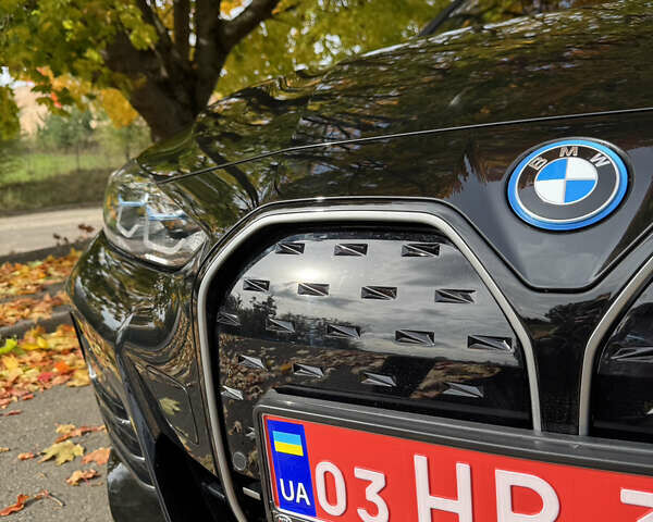 Черный БМВ i4, объемом двигателя 0 л и пробегом 45 тыс. км за 42500 $, фото 5 на Automoto.ua