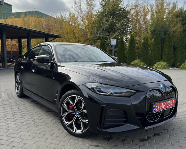 Черный БМВ i4, объемом двигателя 0 л и пробегом 45 тыс. км за 42500 $, фото 7 на Automoto.ua