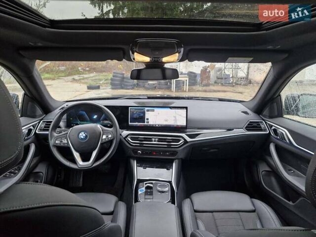 Черный БМВ i4, объемом двигателя 0 л и пробегом 27 тыс. км за 27500 $, фото 23 на Automoto.ua
