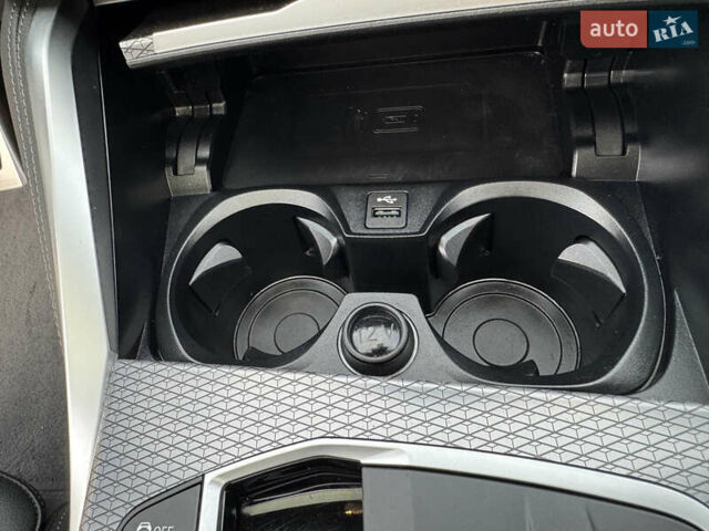 Черный БМВ i4, объемом двигателя 0 л и пробегом 45 тыс. км за 42500 $, фото 24 на Automoto.ua