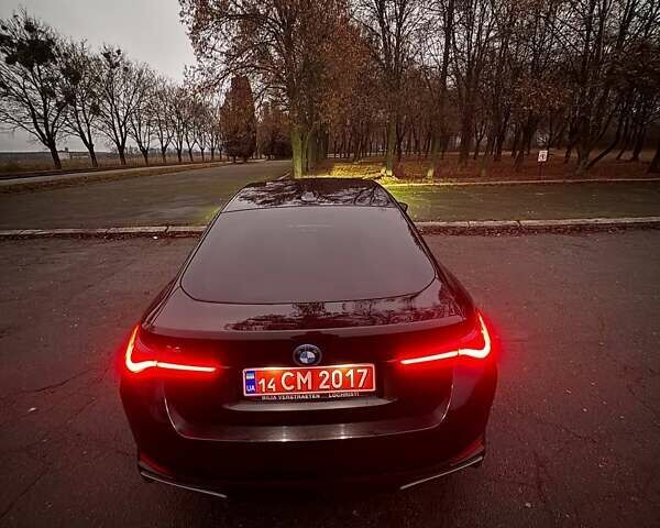 Черный БМВ i4, объемом двигателя 0 л и пробегом 38 тыс. км за 31500 $, фото 2 на Automoto.ua
