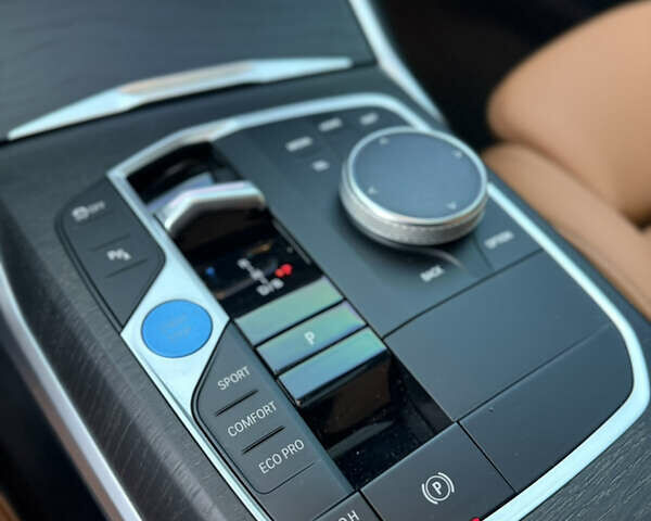 Черный БМВ i4, объемом двигателя 0 л и пробегом 17 тыс. км за 31999 $, фото 34 на Automoto.ua