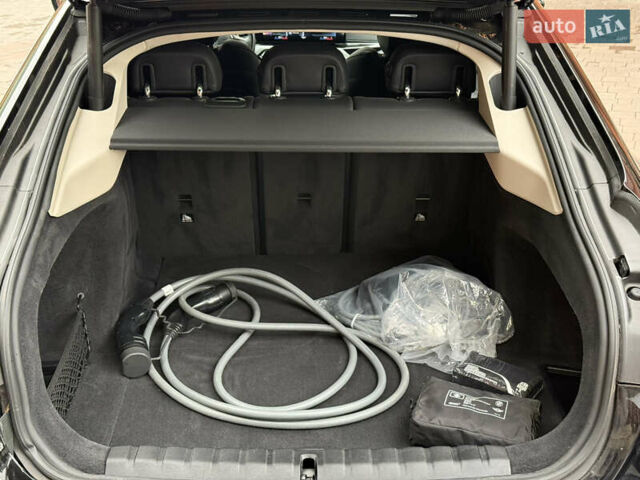 Черный БМВ i4, объемом двигателя 0 л и пробегом 65 тыс. км за 21900 $, фото 81 на Automoto.ua