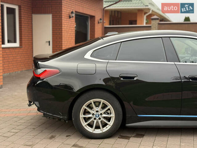Черный БМВ i4, объемом двигателя 0 л и пробегом 65 тыс. км за 21900 $, фото 23 на Automoto.ua