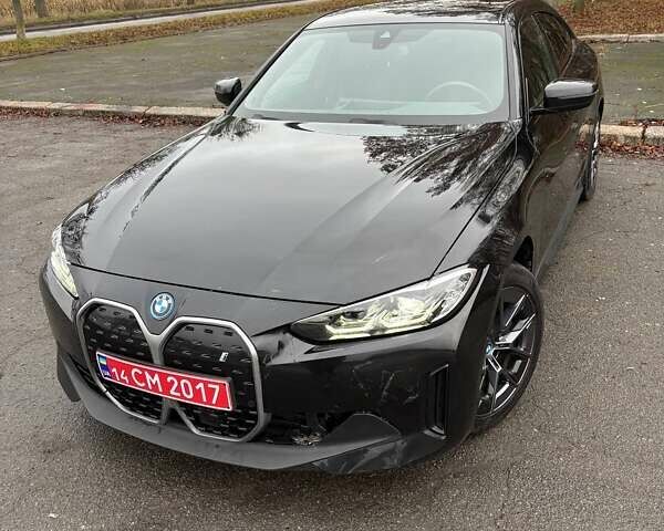 Черный БМВ i4, объемом двигателя 0 л и пробегом 38 тыс. км за 31500 $, фото 9 на Automoto.ua