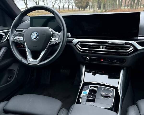Черный БМВ i4, объемом двигателя 0 л и пробегом 38 тыс. км за 31500 $, фото 21 на Automoto.ua
