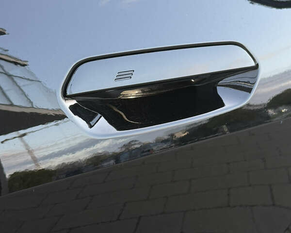 Черный БМВ i4, объемом двигателя 0 л и пробегом 17 тыс. км за 31999 $, фото 32 на Automoto.ua