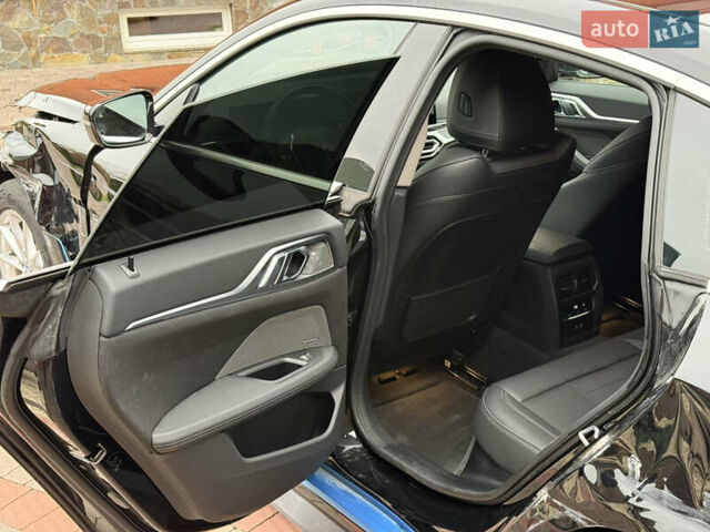 Черный БМВ i4, объемом двигателя 0 л и пробегом 65 тыс. км за 21900 $, фото 71 на Automoto.ua