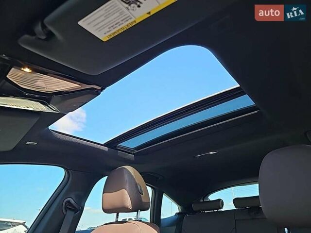 Черный БМВ i4, объемом двигателя 0 л и пробегом 40 тыс. км за 28000 $, фото 7 на Automoto.ua