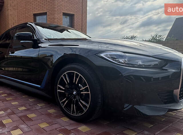 Чорний БМВ i4, об'ємом двигуна 0 л та пробігом 38 тис. км за 36700 $, фото 7 на Automoto.ua