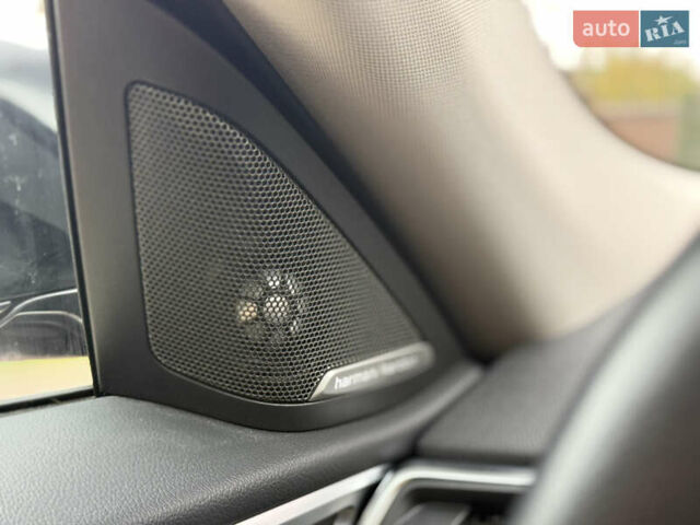 Черный БМВ i4, объемом двигателя 0 л и пробегом 65 тыс. км за 21900 $, фото 56 на Automoto.ua