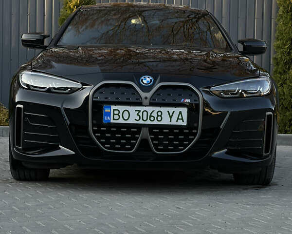 Черный БМВ i4, объемом двигателя 0 л и пробегом 11 тыс. км за 45500 $, фото 3 на Automoto.ua
