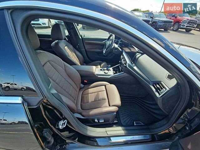 Черный БМВ i4, объемом двигателя 0 л и пробегом 40 тыс. км за 28000 $, фото 6 на Automoto.ua