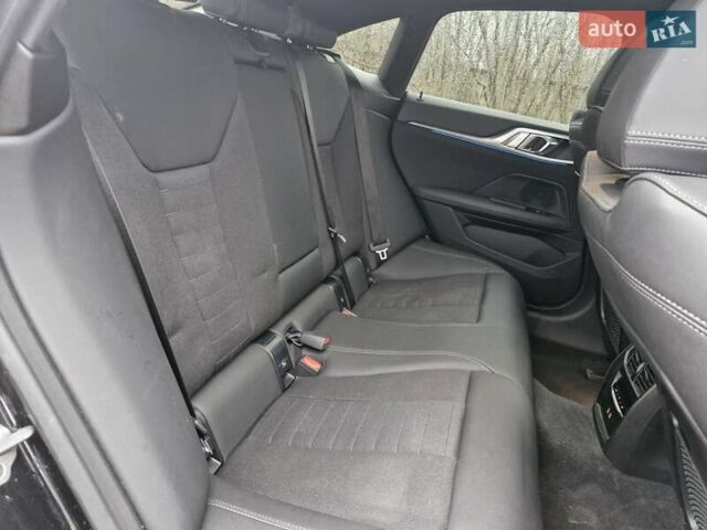 Черный БМВ i4, объемом двигателя 0 л и пробегом 27 тыс. км за 27500 $, фото 22 на Automoto.ua