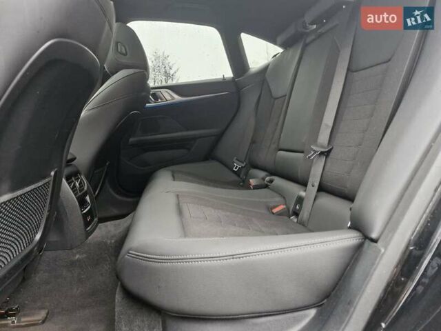 Черный БМВ i4, объемом двигателя 0 л и пробегом 27 тыс. км за 27500 $, фото 18 на Automoto.ua