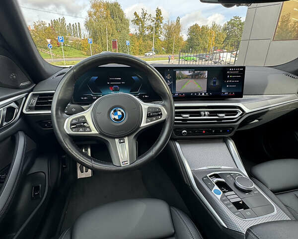 Черный БМВ i4, объемом двигателя 0 л и пробегом 45 тыс. км за 42500 $, фото 33 на Automoto.ua