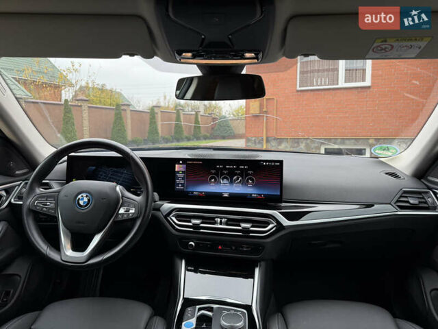Черный БМВ i4, объемом двигателя 0 л и пробегом 65 тыс. км за 21900 $, фото 66 на Automoto.ua