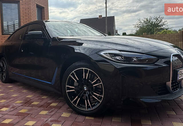 Чорний БМВ i4, об'ємом двигуна 0 л та пробігом 38 тис. км за 36700 $, фото 3 на Automoto.ua