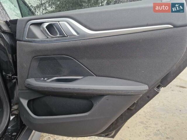 Черный БМВ i4, объемом двигателя 0 л и пробегом 27 тыс. км за 27500 $, фото 20 на Automoto.ua
