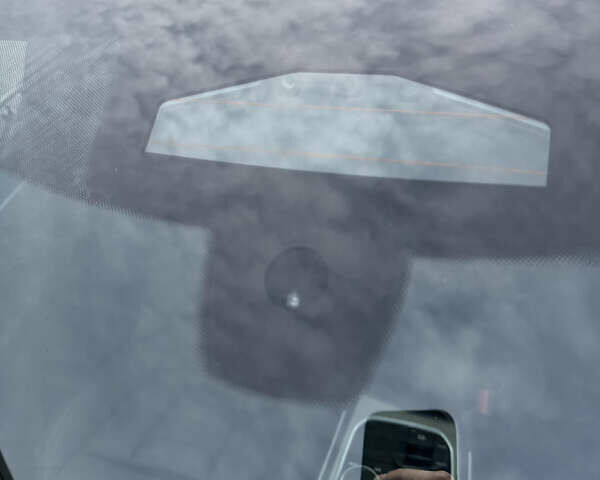 Черный БМВ i4, объемом двигателя 0 л и пробегом 45 тыс. км за 42500 $, фото 20 на Automoto.ua