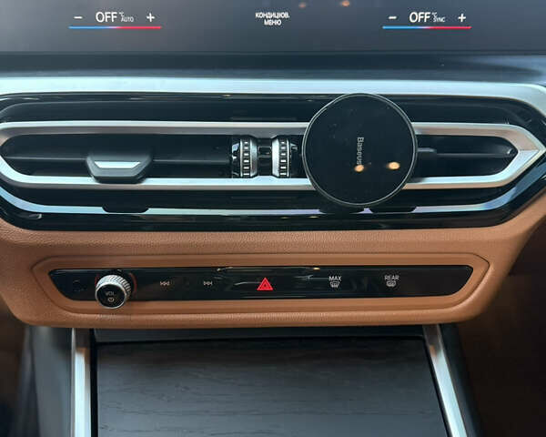 Черный БМВ i4, объемом двигателя 0 л и пробегом 17 тыс. км за 31999 $, фото 35 на Automoto.ua