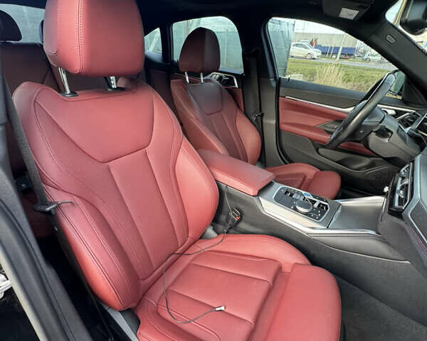 Черный БМВ i4, объемом двигателя 0 л и пробегом 40 тыс. км за 44800 $, фото 20 на Automoto.ua