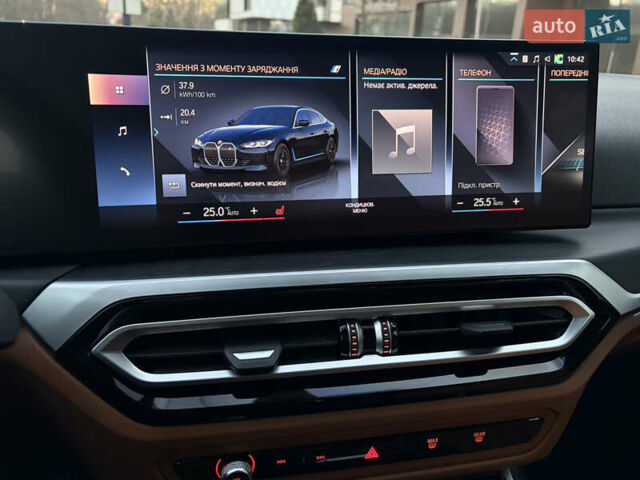 Черный БМВ i4, объемом двигателя 0 л и пробегом 17 тыс. км за 31000 $, фото 23 на Automoto.ua