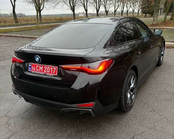 Черный БМВ i4, объемом двигателя 0 л и пробегом 38 тыс. км за 31500 $, фото 12 на Automoto.ua