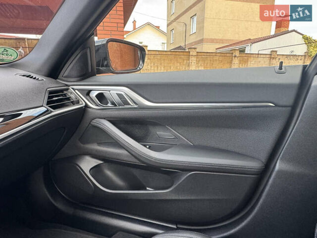 Чорний БМВ i4, об'ємом двигуна 0 л та пробігом 38 тис. км за 36700 $, фото 35 на Automoto.ua