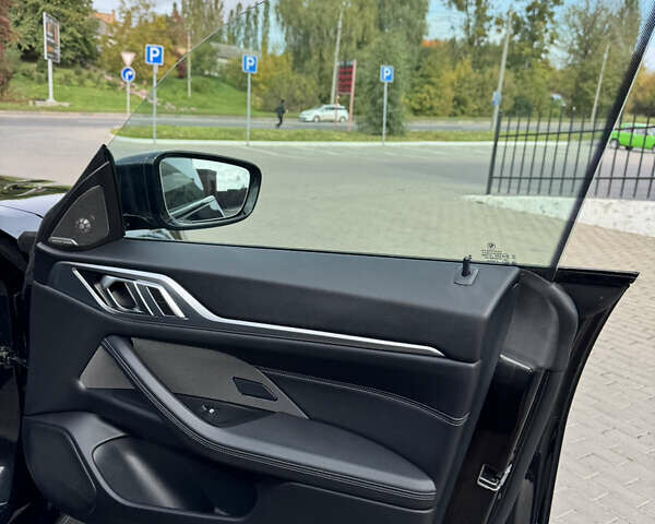 Черный БМВ i4, объемом двигателя 0 л и пробегом 45 тыс. км за 42500 $, фото 27 на Automoto.ua
