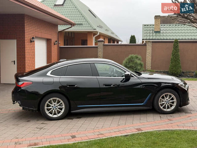 Черный БМВ i4, объемом двигателя 0 л и пробегом 65 тыс. км за 21900 $, фото 10 на Automoto.ua