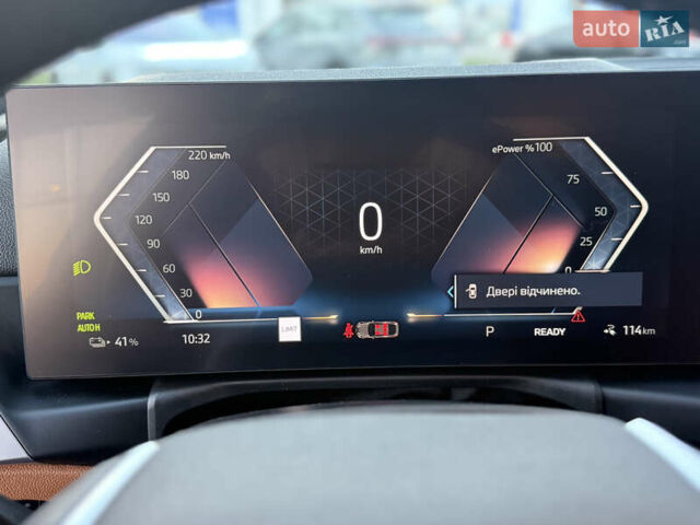 Черный БМВ i4, объемом двигателя 0 л и пробегом 17 тыс. км за 31999 $, фото 43 на Automoto.ua