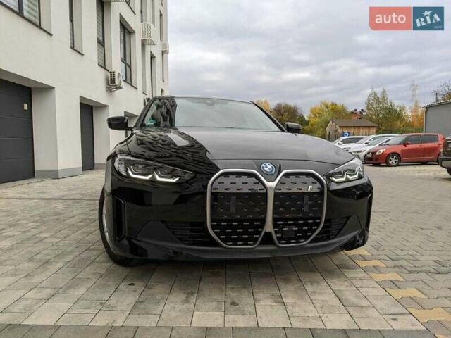 Черный БМВ i4, объемом двигателя 0 л и пробегом 45 тыс. км за 32500 $, фото 1 на Automoto.ua